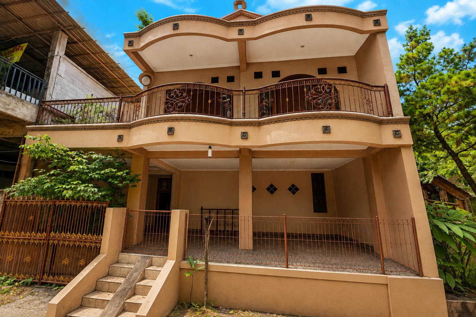 Property sejenis